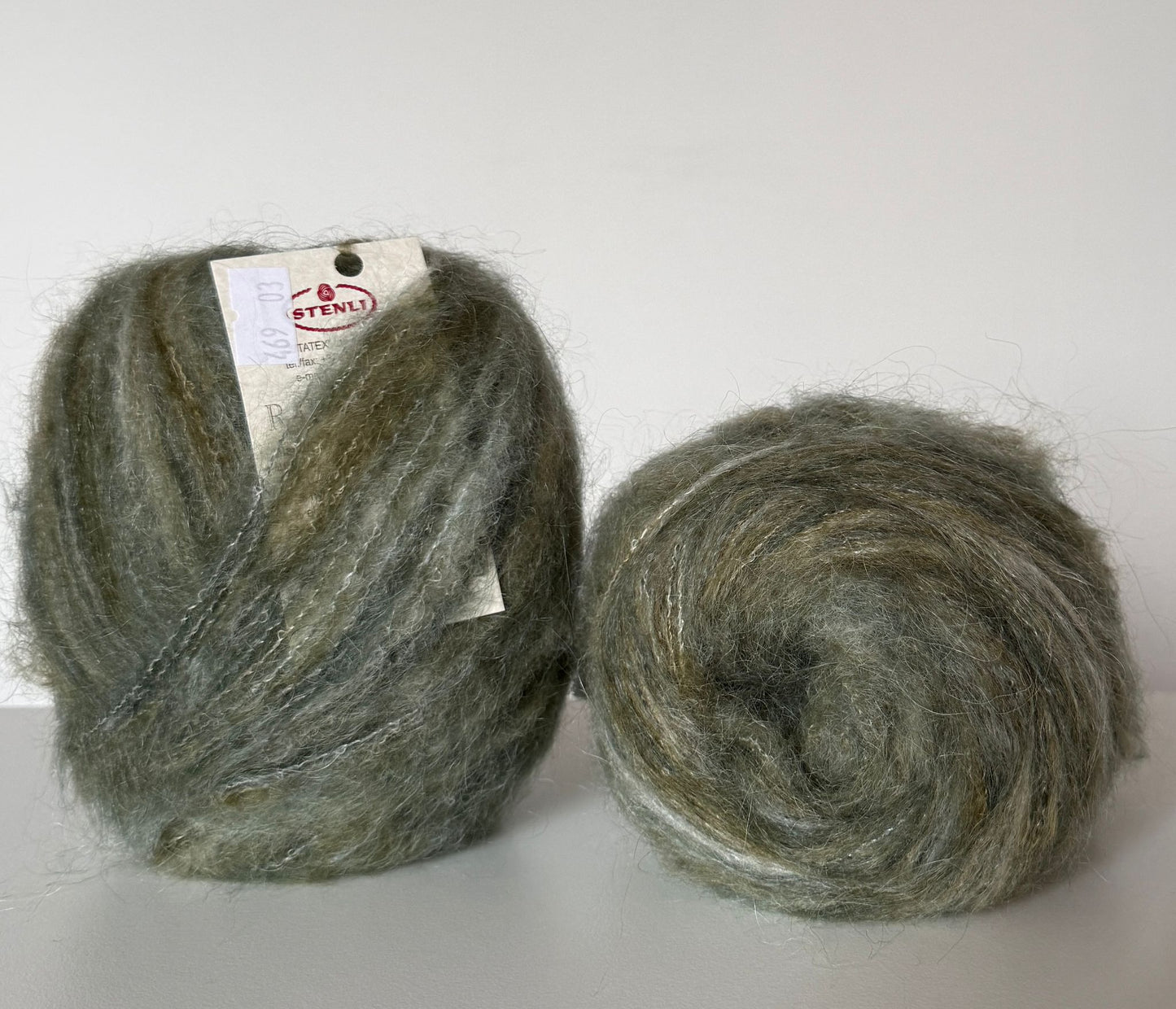Raffaello Cf. da 2 Gomitoli
